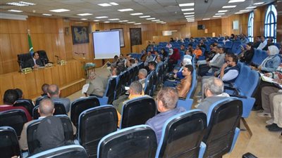 نائب محافظ المنيا يعقد أولى جلسات اللجنة المشكلة لسرعة البت في طلبات التصالح