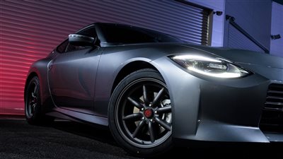 نيسان تسترجع تصاميم التسعينات في سيارات Z