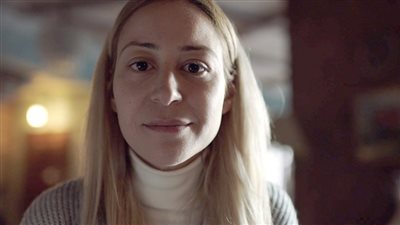 القبض على الفنانة منة شلبي في مطار القاهرة | صور