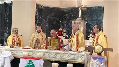 رئيس أساقفة إيبارشية القاهرة المارونية لمصر والسودان يحتفل بعيد استقلال لبنان