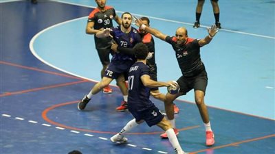 رجال يد الأهلي يفوز على الأوليمبي بالدوري