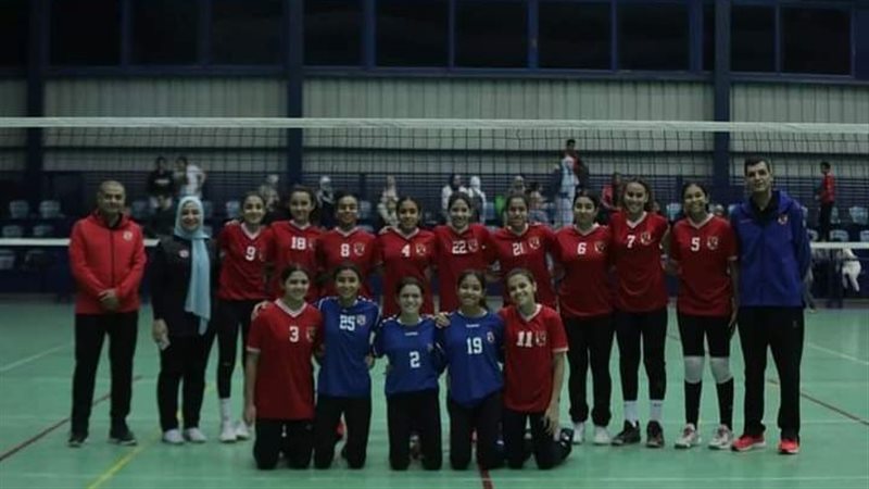 ناشئات طائرة الأهلى