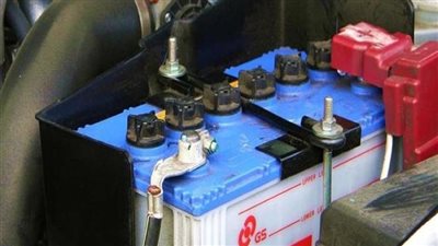 حتى لا تتعرض للتلف.. طريقة تنشيط بطارية السيارة بعد ركنها لفترة طويلة