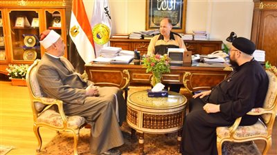 بيت العائلة بأسيوط ينظم جلسات لمناقشة الثأر والمشكلة السكانية 