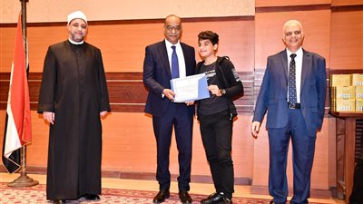 وزيرا الأوقاف والتعليم يكرمان 74 فائزا في المسابقة الثقافية الكبرى 