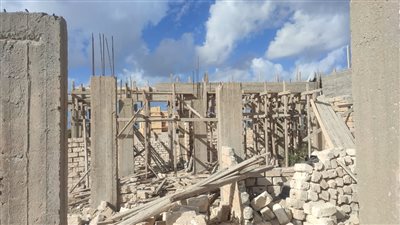 محافظ الإسكندرية يشدد على رؤساء الأحياء للتصدي لأعمال البناء المخالف 