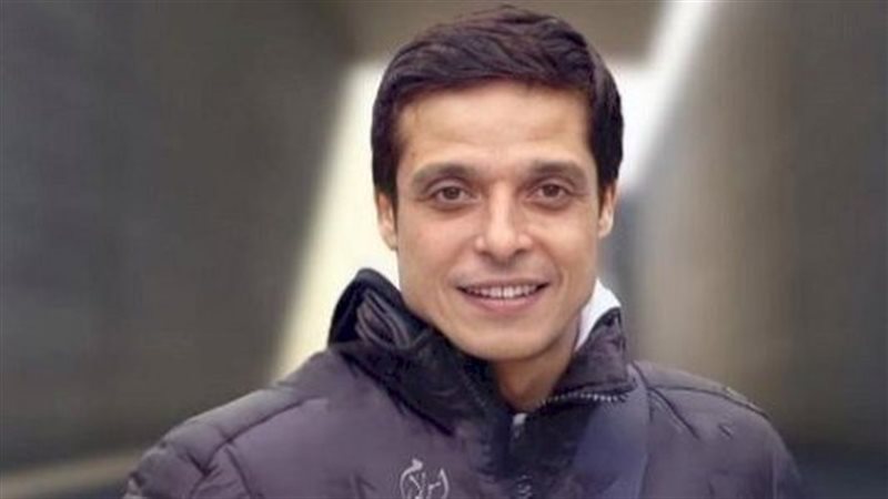 المطرب عامر منيب