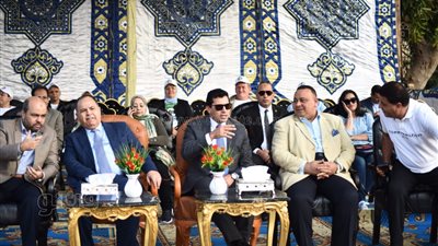 وزيرا الرياضة والمالية يلعبان ضربة البداية باليوم الرياضى لأسر الشهداء