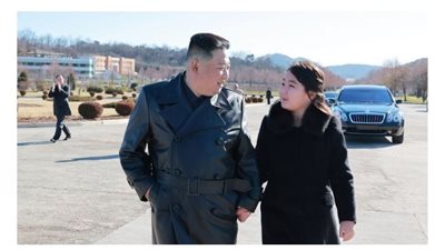 سر ظهور ابنة زعيم كوريا الشمالية مع والدها للمرة الثانية 