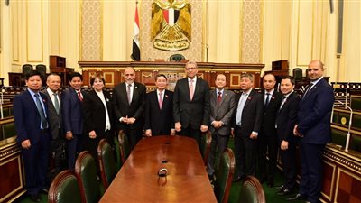  وكيل مجلس النواب يلتقي نائب رئيس الجمعية الوطنية الفيتنامية 