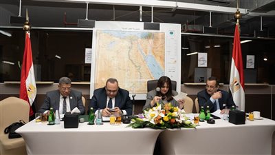 وزيرة الهجرة: إتاحة إمكانية الشراء من المنطقة الحرة فرصة للمصريين بالخارج لجلب السيارات بنفس الامتيازات