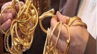 القبض على سيدة أثناء محاولة بيع مشغولات ذهبية مسروقة في الجمالية