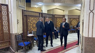 بدء عزاء المنتج وجيه الليثي بمسجد الحامدية الشاذلية |صور 