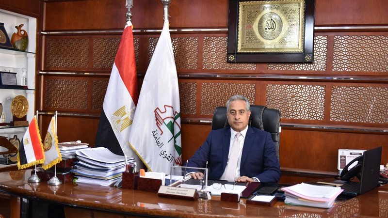 حسن شحاته وزير القوى