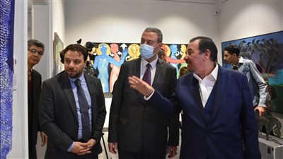 السفير الفلسطيني يفتتح معرض الفنانين التشكيليين العرب بجاليري ضي | صور
