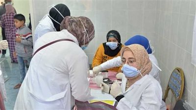 توقيع الكشف الطبي على 1353 مواطنا بنزلة السمان في الجيزة