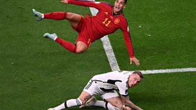 كأس العالم.. تعادل سلبي بين إسبانيا وألمانيا في الشوط الأول 
