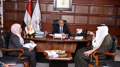 السفير السعودي: حقوق العمالة المصرية مصانة في المملكة