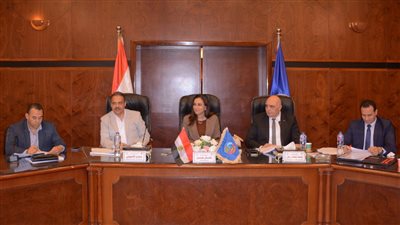 الموافقة على 25 طلب لإنشاء مشروعات جديدة في البحيرة