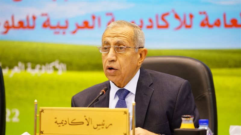 الدكتور سماعيل عبد