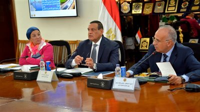 الري: رفع 4.3 مليون متر مكعب سنويًا من نواتج التطهير بتكلفة 300 مليون جنيه