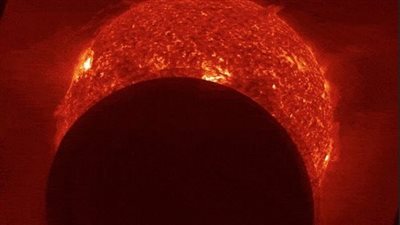 قمر صناعي يرصد مشهدا رائعا لظاهرة لم تكن مرئية سوى من الفضاء