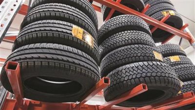 جمارك العوجة تضبط محاولة تهريب كمية من إطارات الدراجات النارية