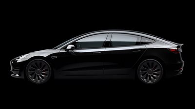 تسلا تخفض إنتاج السيارات الكهربائية لارتفاع التكلفة