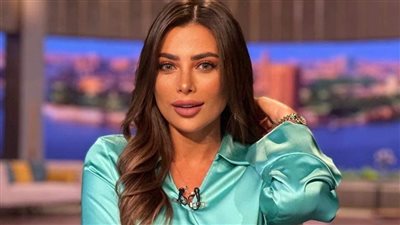 الإعلامية هدير أبو زيد تتعرض لحادث سير على الطريق الدائري 