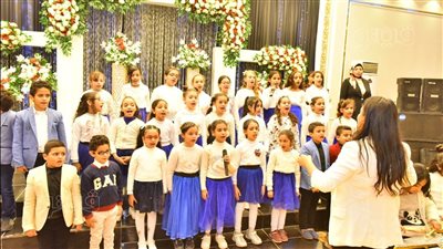 مدارس ديروط بأسيوط تنظم احتفالية لمواجهة التغيرات المناخية 