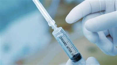 مقترحات لحل أزمة «حقن الصيداليات».. توفير أماكن جاهزة ومناسبة بالمستشفيات.. وخطة لإعداد البرامج التدريبية لصقل مهارات الفرق الطبية