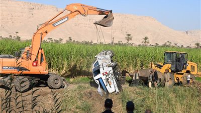 وكيلا الطب العلاجي ونجع حمادي العام يوضحان الحالة الصحية لمصابي حادث الأربعين|فيديو