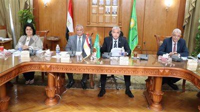 مبارك يرأس جلسة نوفمبر لمجلس جامعة المنوفية 