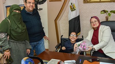 وكيل تعليم بورسعيد توجه بإشراك طالب من ذوي الهمم في كافة الأنشطة التربويةl صور 