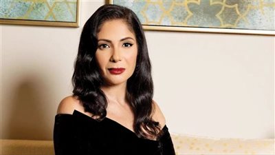 العدل جروب تنفي تعاقدها مع منى زكي على فيلم سينمائي جديد (خاص)
