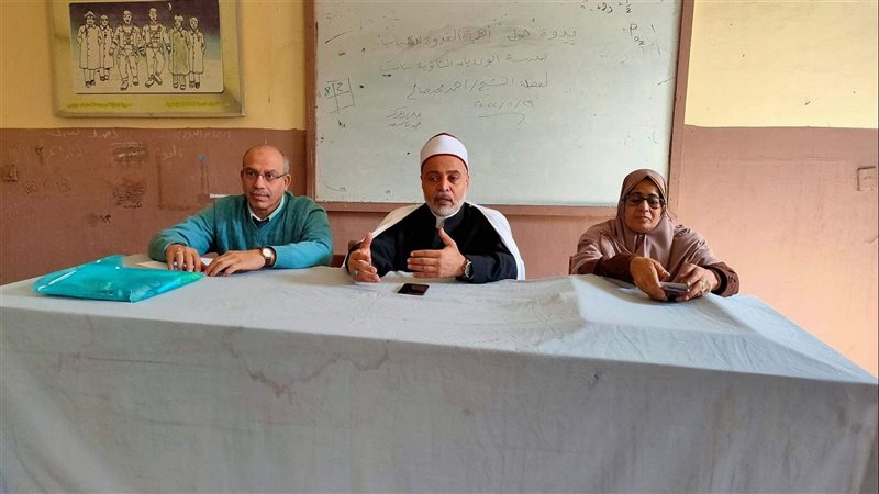 جانب من الندوة 