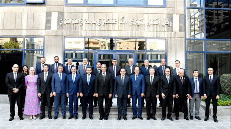 الملا خلال المؤتمر