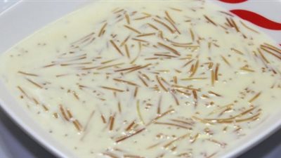 طريقة عمل الشعرية باللبن على أصولها 