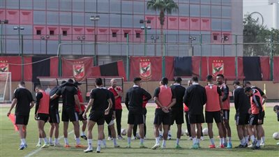 الموعد والقناة الناقلة لمباراة الأهلي وطلائع الجيش بالدوري 