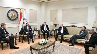  الملا: الارتقاء بمنظومة الصيانة علي قائمة اهتمام وزارة البترول 