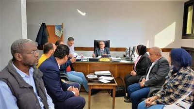 رئيس شركة مياه الشرب بالإسكندرية يزور فرعي أبو قير والمندرة