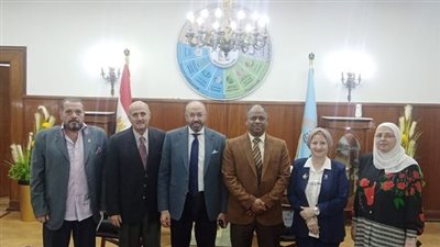 بعد مبادرة المعلم المثالي وأفضل مدير مدرسة.. حسام المندوه يتفق مع المركز القومي للبحوث على تنظيم أضخم قافلة طبية ببولاق الدكرور | صور 