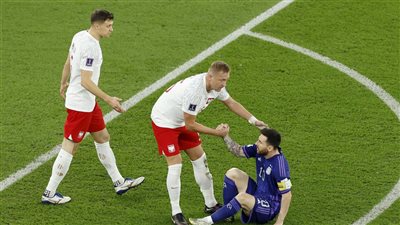تعادل سلبي بين الأرجنتين وبولندا بعد 20 دقيقة في كأس العالم 