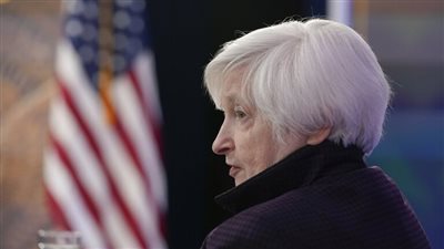 وزيرة الخزانة الأمريكية لا تستبعد إجراء تحقيق بشأن استحواذ ماسك على تويتر