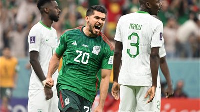 المكسيك تحافظ على تقدمها بهدفين أمام السعودية بعد 75 دقيقة 