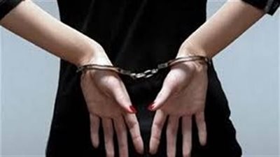 حبس سيدة في المنوفية اقتحمت لجنة امتحانية وتعدت على طالب بالضرب