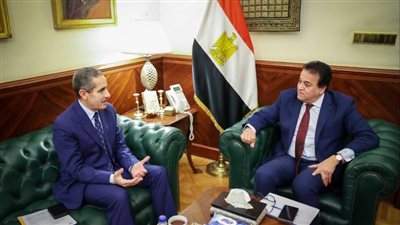 وزير الصحة يوجه بسرعة الانتهاء من تطوير 9 مشروعات بتكلفة 2.6 مليار جنيه
