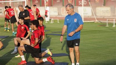 كولر يقترب من حسم مهاجم الأهلي الأجنبي الجديد