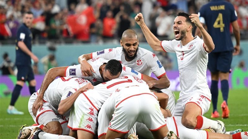 فرحة هدف تونس في