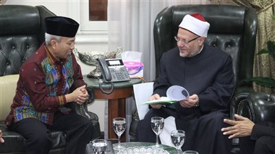 مفتي الجمهورية يستقبل وفدًا إندونيسيًّا لبحث تعزيز التعاون الإفتائي